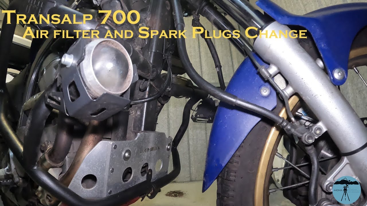 Transalp 700 - Air Filter and Spark Plug Change