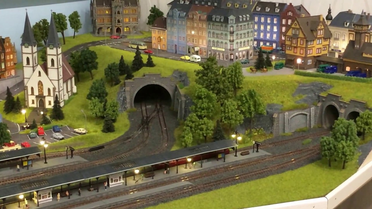 Modellbahn Spur N Fahrvideo 
