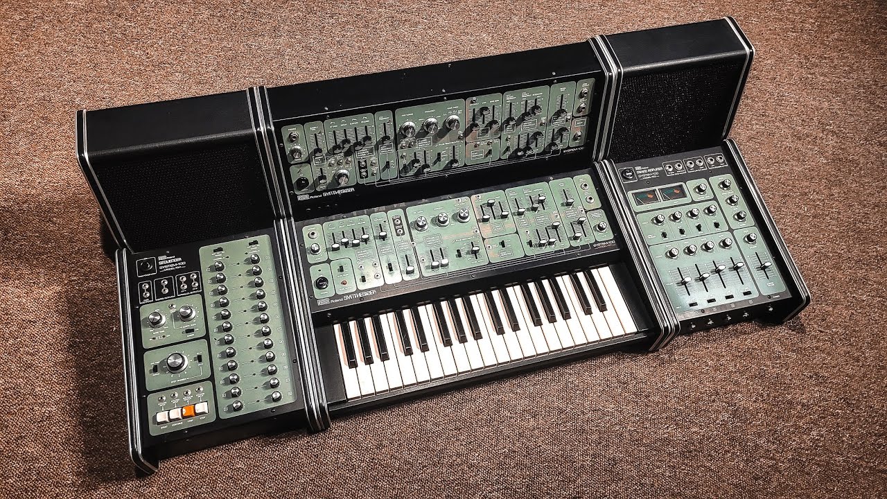 Roland System 100 1975 года