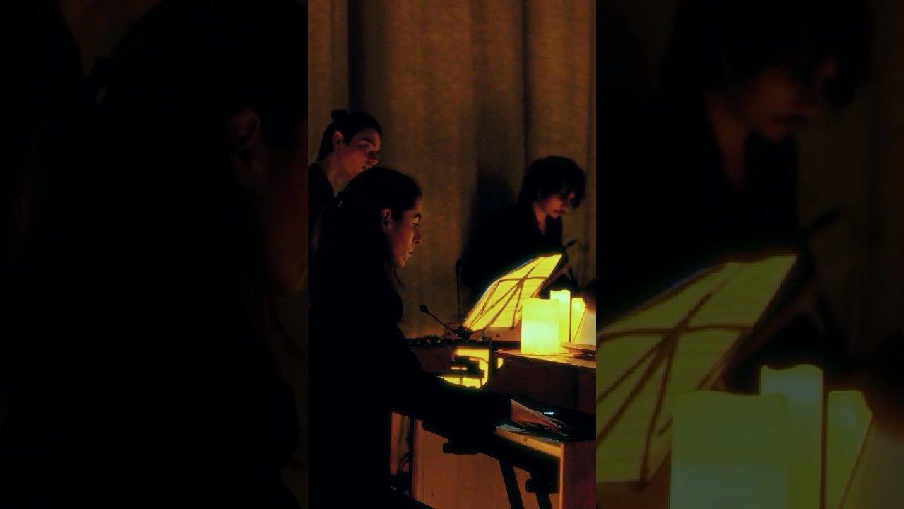 &iexcl;As&iacute; vivimos la magia de nuestro concierto en el Cine Regio el pasado 27 de diciembre! 🎶✨