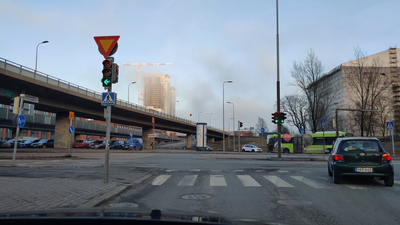 Kauppareissulla Tuusulantie - Redi | Ne Tammelat