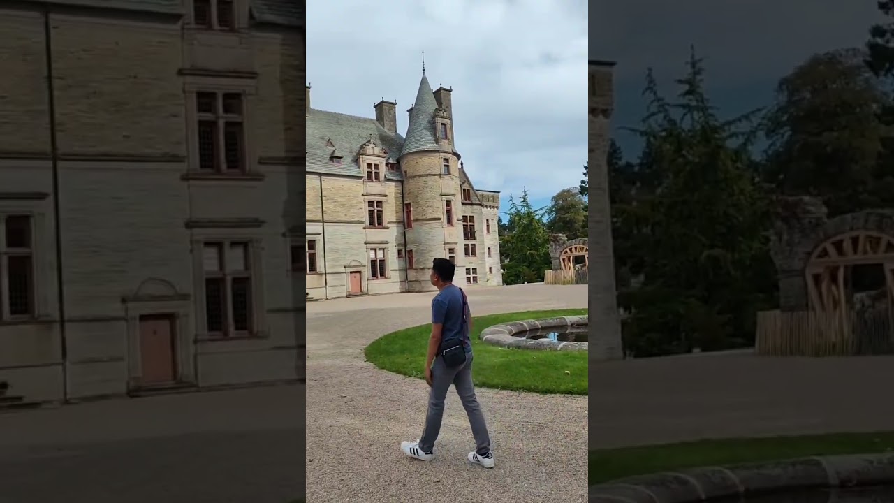 🇫🇷🏰🤴👸 France Disney Fairy Tale Castle at Ch&acirc;teau des Ravalet.