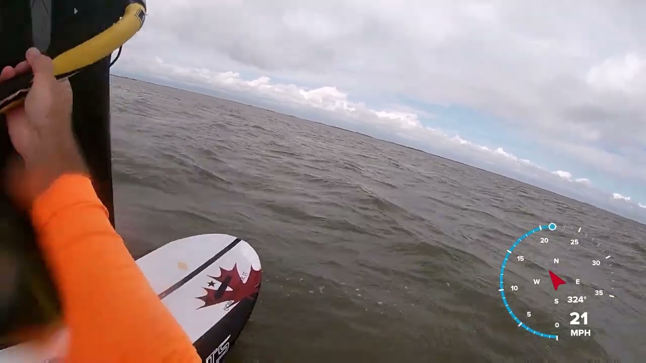 LIGHTWIND OCTOBER WINDSURFING NEAR THE COAST