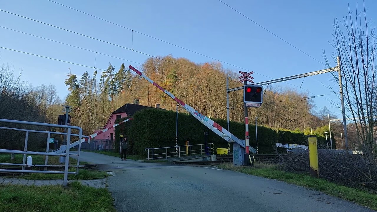 Železniční přejezd Letovice zastávka 16.11.2024