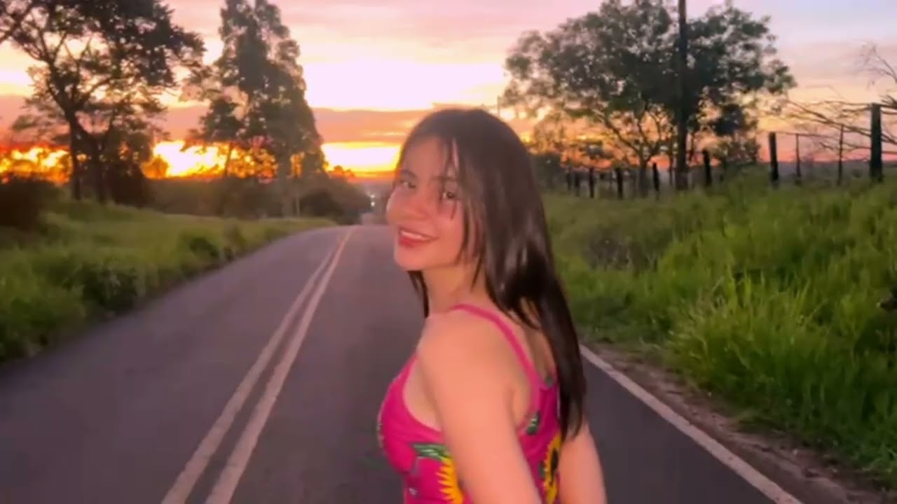 Como Te Olvido & FARA MAN 