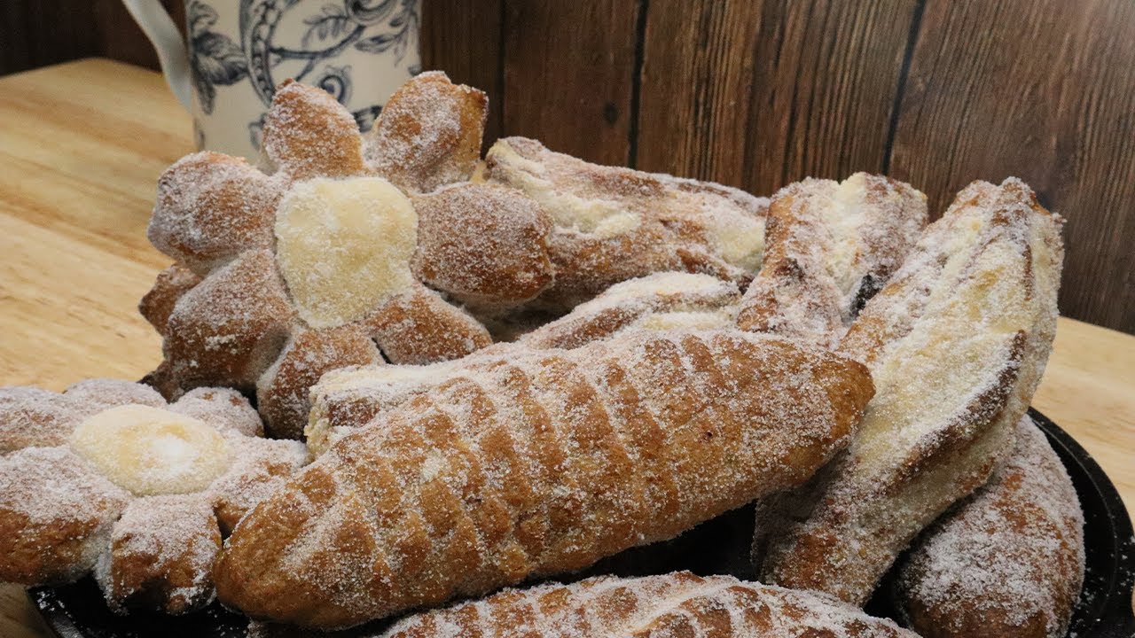 #14 PAN DE ELOTE ,FLORES Y TRONCO +MASA DE CANELA+EL SABOR Y SUS AROMAS+ CORN AND FLOWER SHAPE BREAD