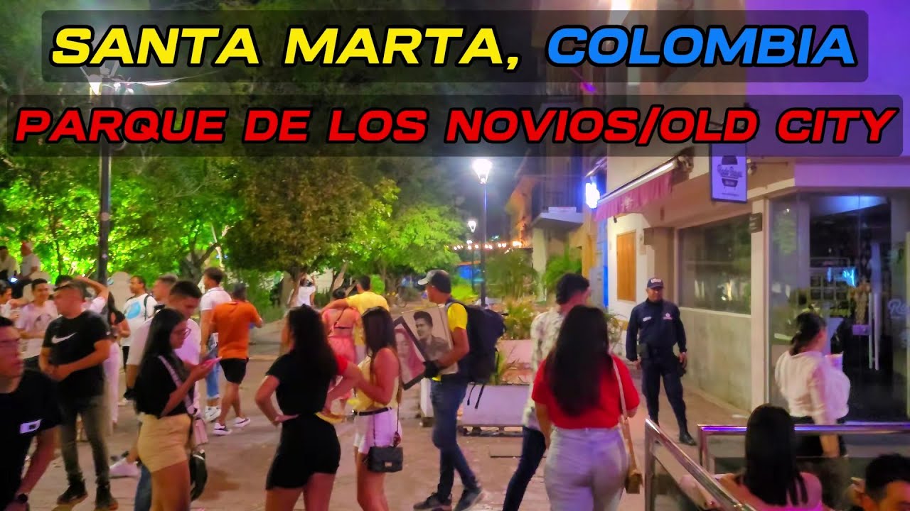 🇨🇴 Parque de los Novios in Santa Marta, Colombia
