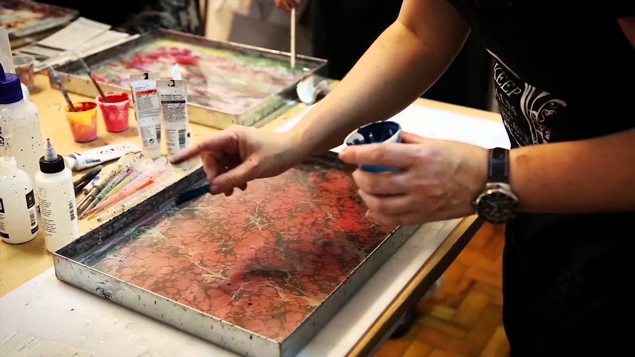 Marmorização de Papéis no Velho Livreiro | Paper Marbling