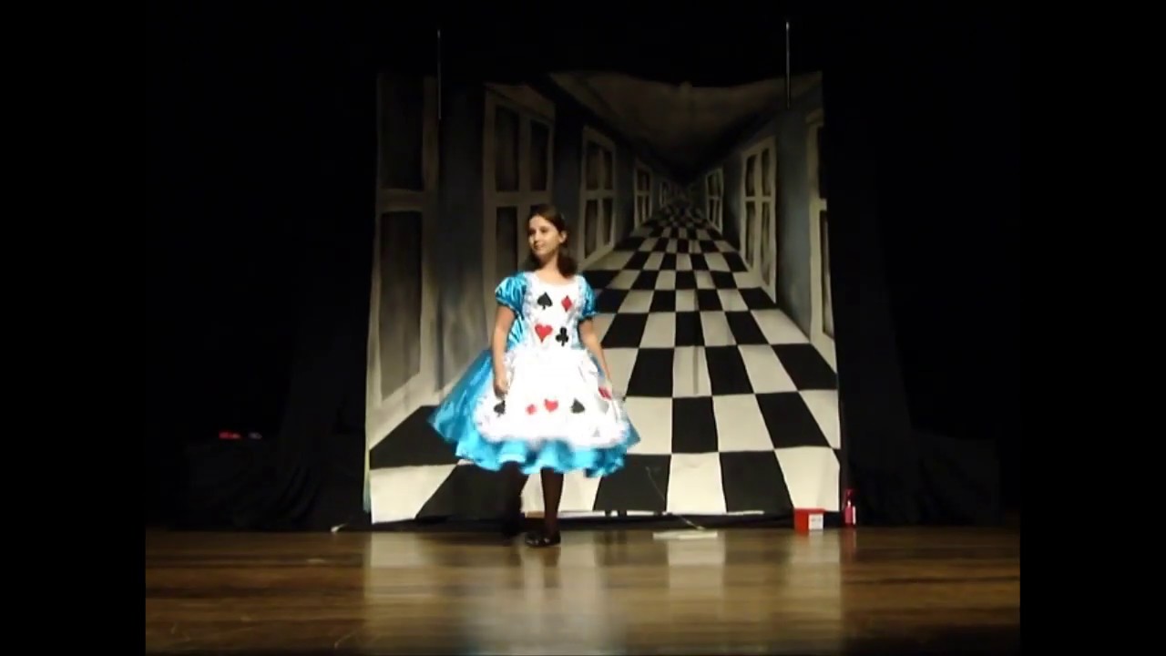 Alice no País das Maravilhas — Festival de Teatro 2019