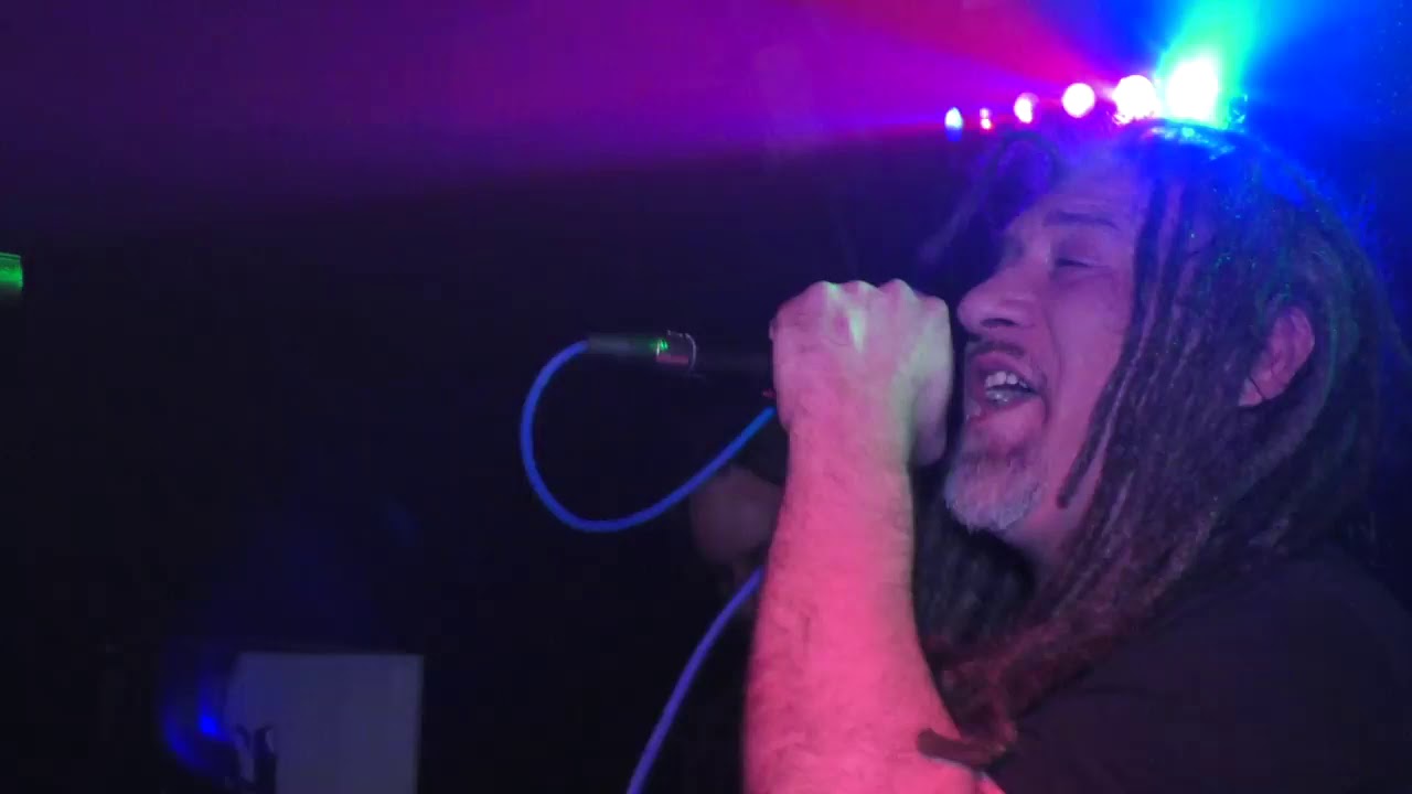 SMALL TOWN  tribute  PEARL JAM