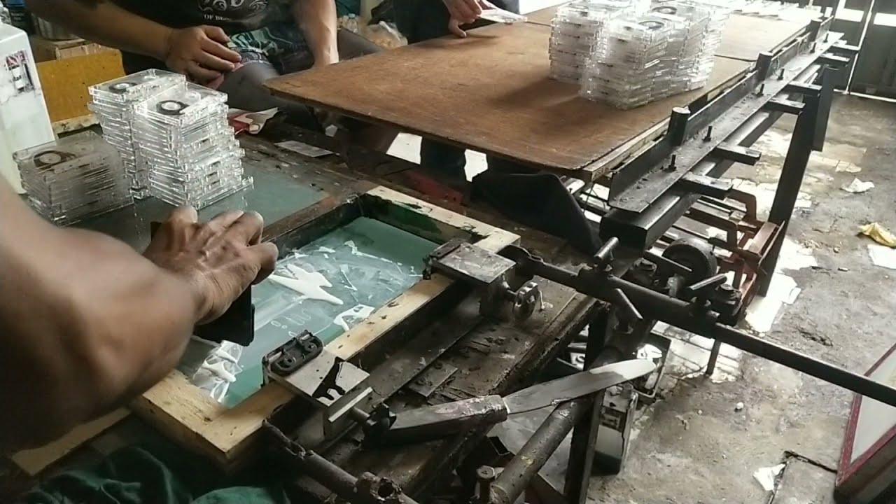 cassette screen printing ( sablon kaset pita ) The Kerop | Kelas Pekerja