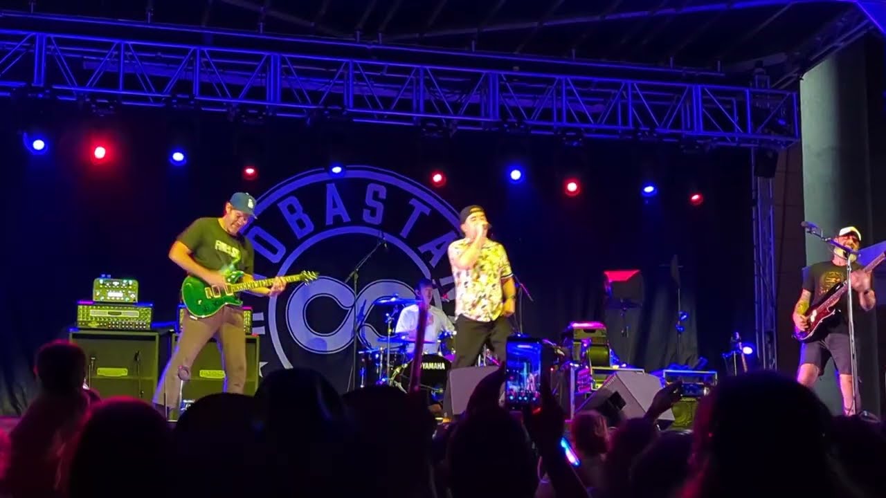Hoobastank - Out Of Control (Live @ Rochester, MN)