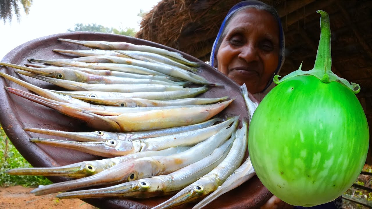 নদীর থুইরগা মাছের বেগুন দিয়ে অসাধারণ এক রান্না | River Thuirga Fish curry with brinjal village style