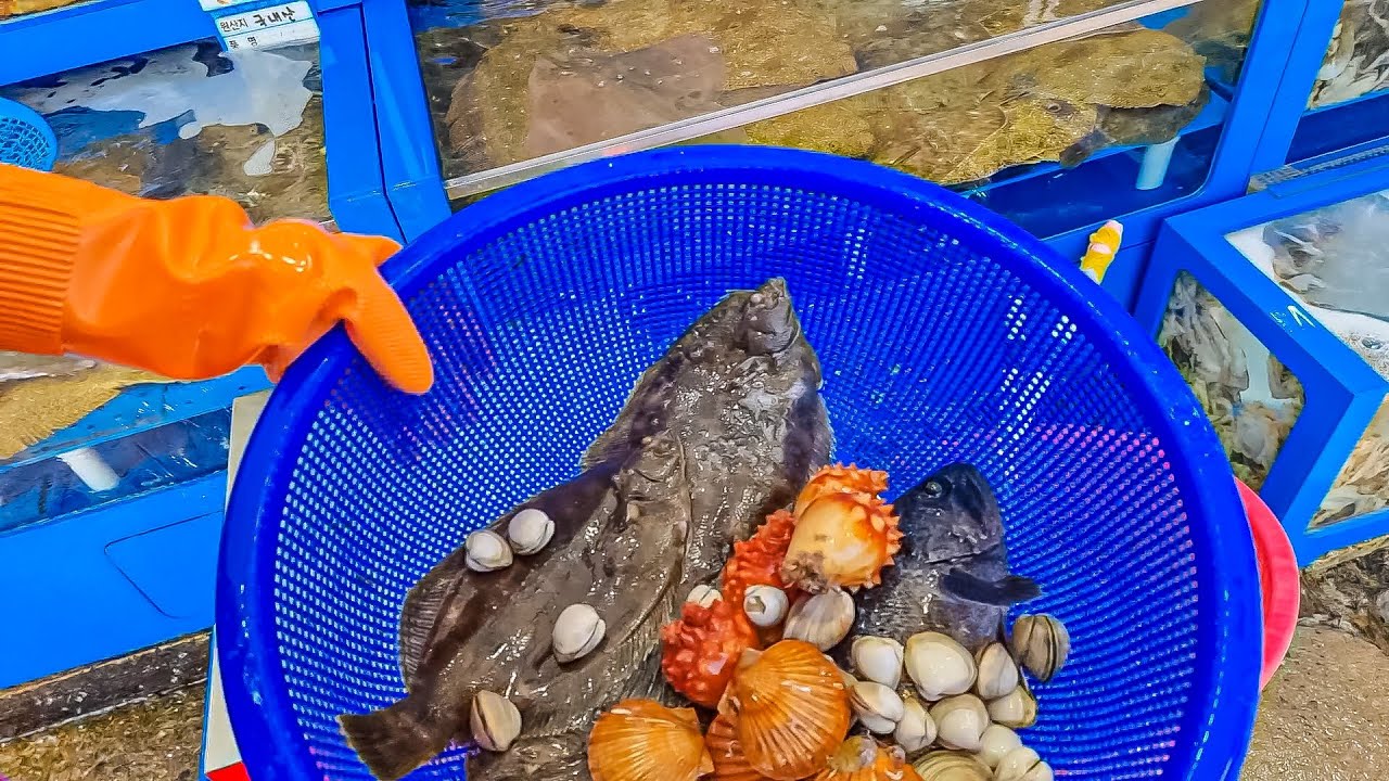 한 번 속지 두 번 속나/ 보령 대천항수산시장 회뜨러 주방까지 갔습니다.
