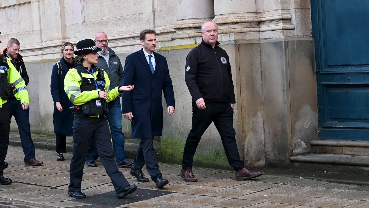 Shoplifter arrested as Policing Minister visits Northampton shopping centre