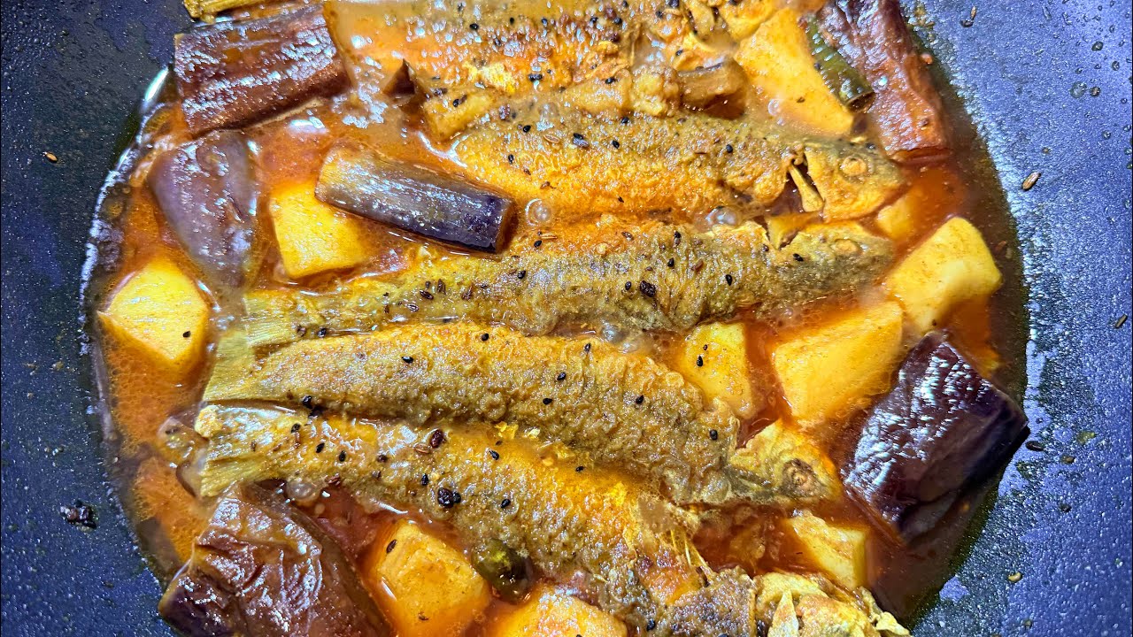 আলু বেগুন দিয়ে বাটা মাছের ঝোল(Bata Fish With Potato And Eggplant)#enjoy #fishrecipes #recipe 