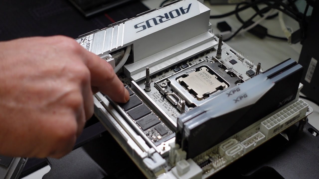 Gigabyte X870i Aorus Pro ICE