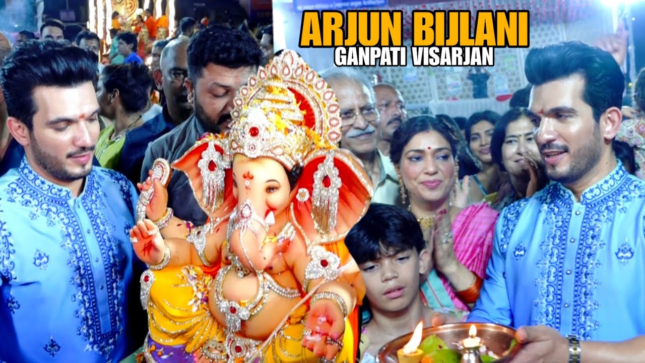 Arjun Bijlani Ganpati Visarjan With Wife Neha Swami & Son & Performs Ganpati Aarti