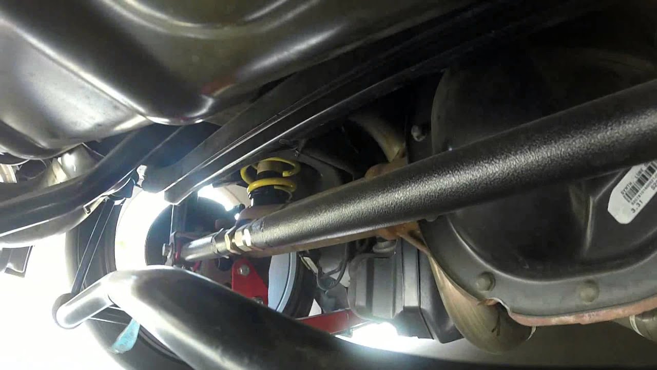 How a Panhard Bar Works: Under Car Footage