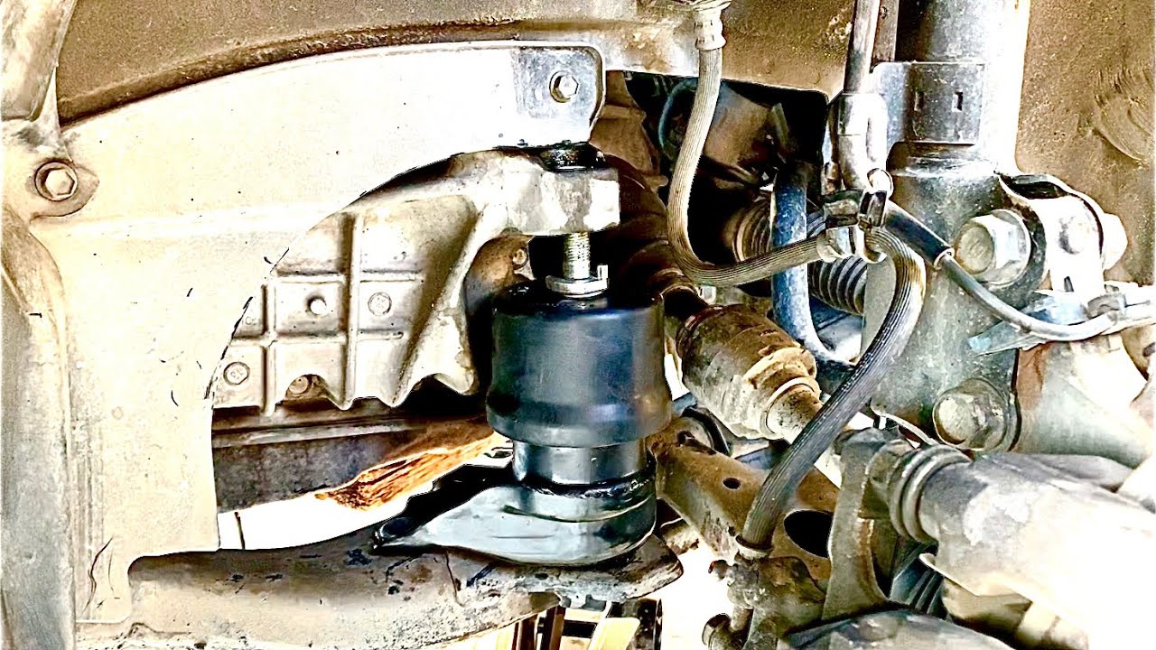 How to replace transmission mount on a car Toyota Camry Avalon @El Chano Jose