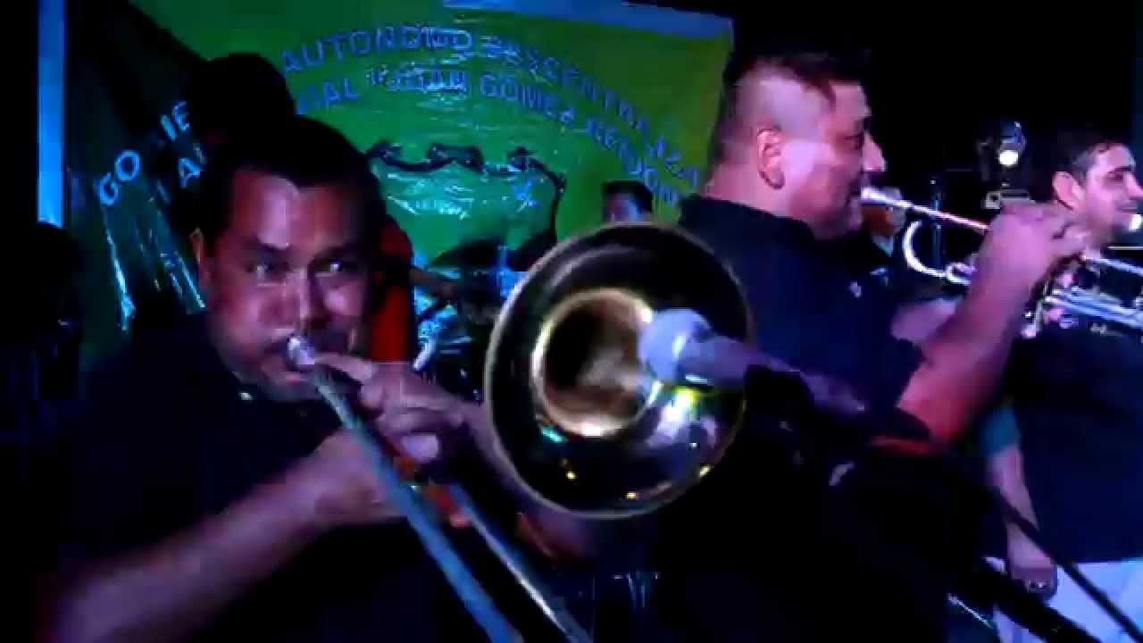 FUISTE UN TROZO DE HIELO EN LA ESCARCHA    ( TEMPESTAD BANDA SHOW)  en vivo