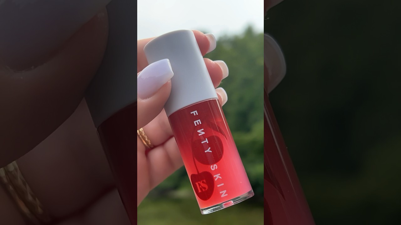 Fenty Beauty 👄 oil in 🍒 treat 