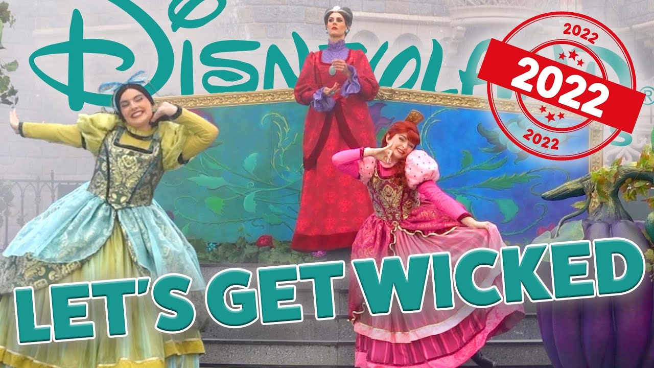 Villains Den with Lady Tremaine, Anastasia and Drizella