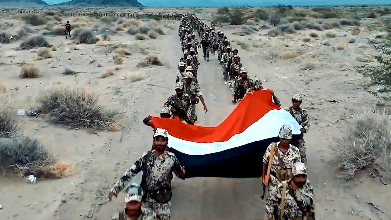 🎯 مسير عسكري لوحدات من احتياط المقاومة الوطنية | محور الحديدة يؤكد الجاهزية القتالية للمعارك القادمة