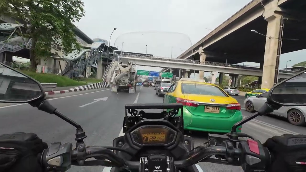อยู่ดีๆฝนก็ตดเฉย Riding ASMR CB500X
