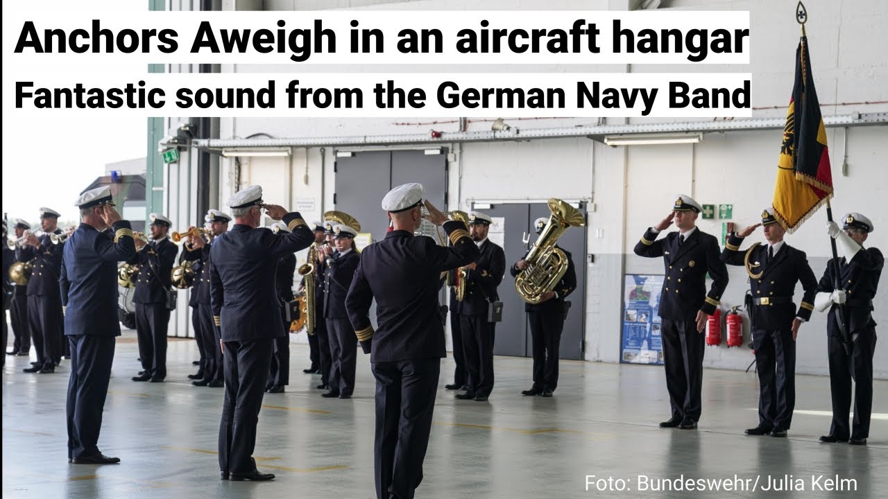 Einmarsch Ehrenformation Marinefliegergeschwader 5 - Marschmusik im Flugzeughangar - welch'  Klang