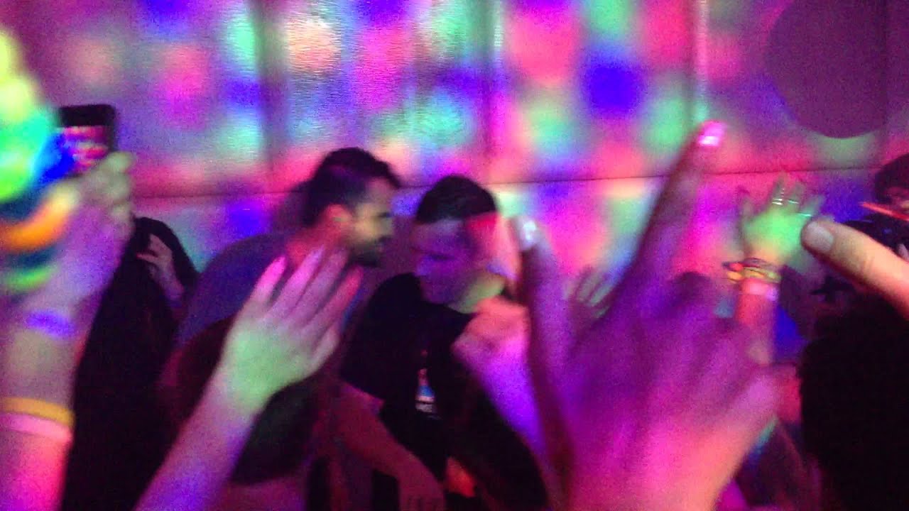 4:00 AM (Kaskade @ Monarch, SF 5.2.13)