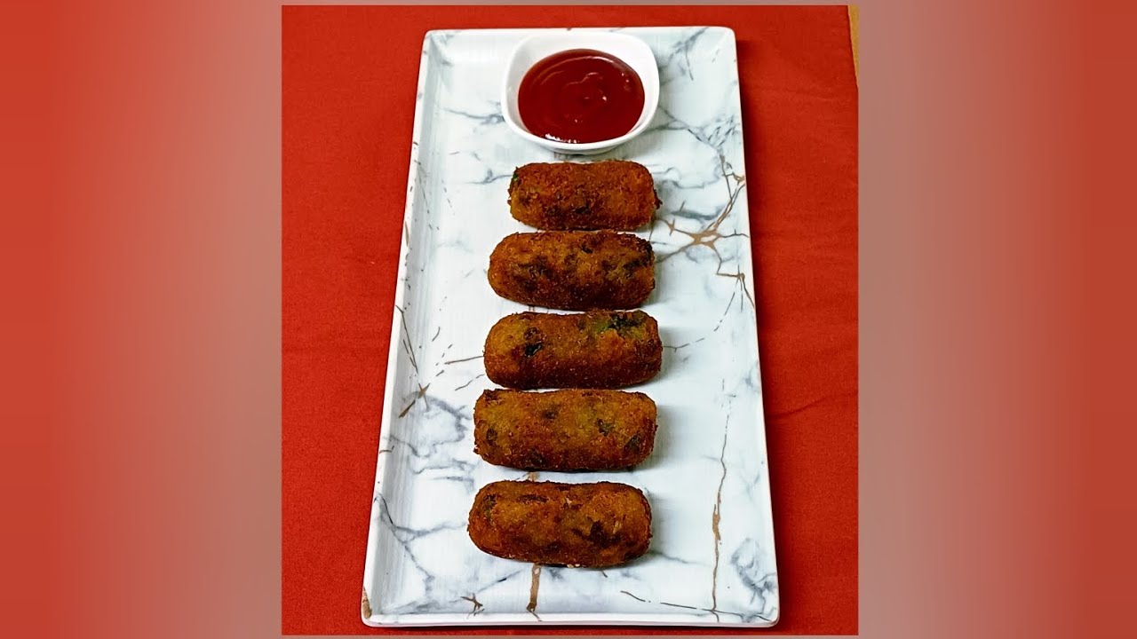 Aloo Palak Roll recipe  / Tasty  Starter , Snack recipe / Easy to make Potato Spinach roll 