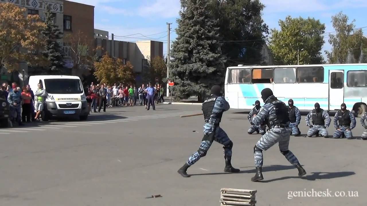 Показательное выступление  спецподразделения 