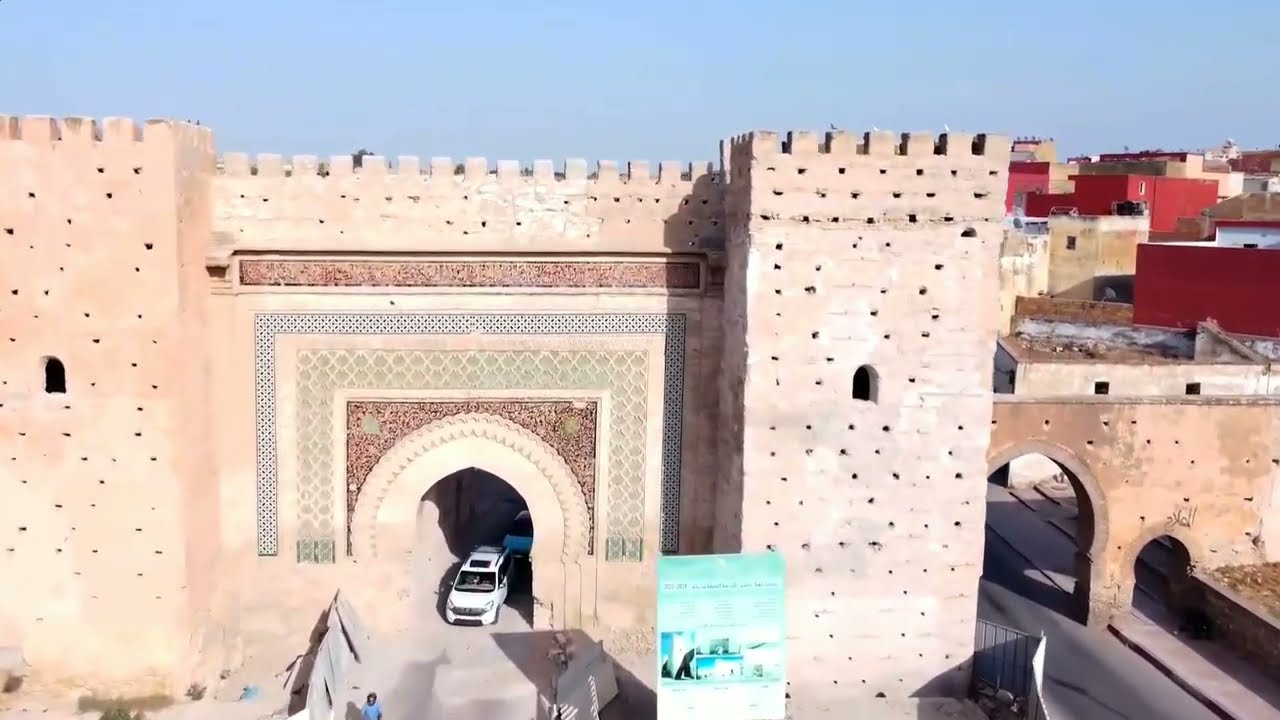شاهد الجمال مدينه مكناس من السماء جوله جد رائعه#مدننة_مكناس
