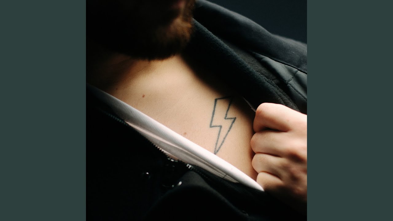 Sangria (feat. Viktor Sheen)