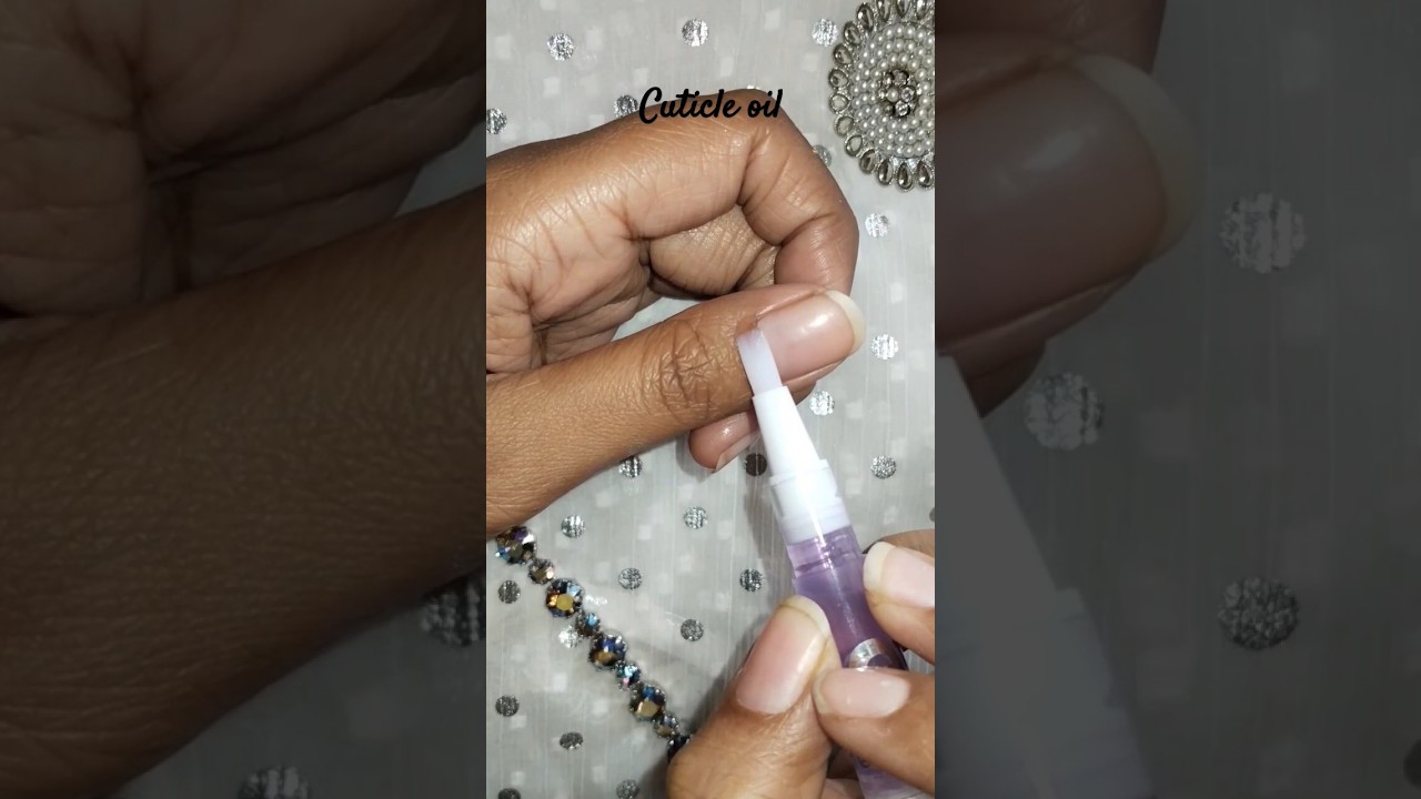 how to apply cuticle-oil?