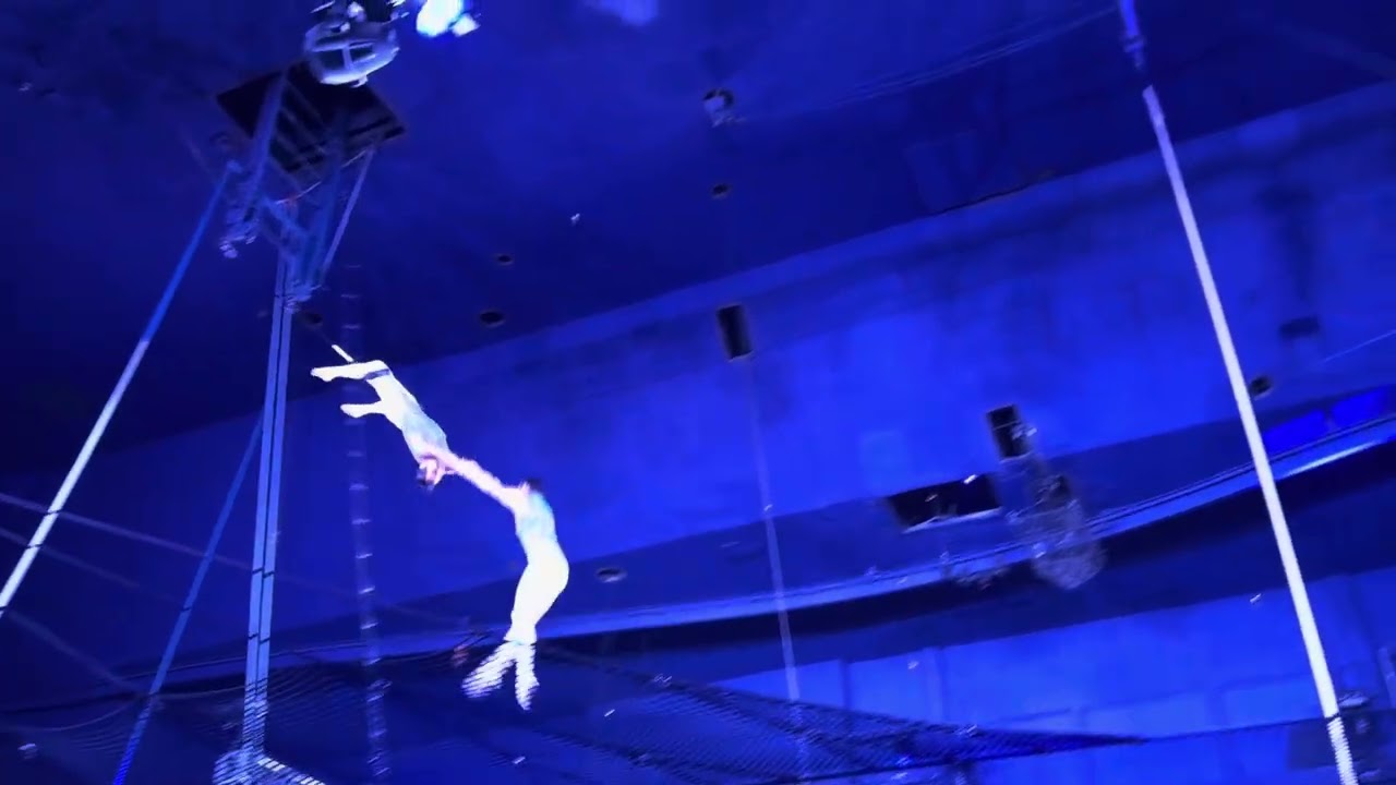 Circus Circus Las Vegas Flying Poemas Trapeze Performance after Circus Clown 