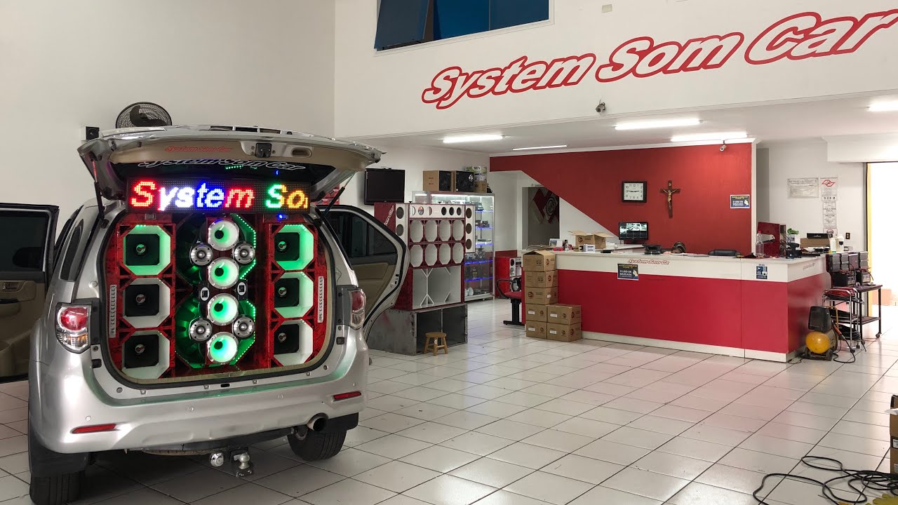 🥇 System Som Car OFICIAL  |  Projeto TOYOTA HILUX SW4 PANCADÃO 🔊💥 com RACK MÓVEL [SEM FIO]