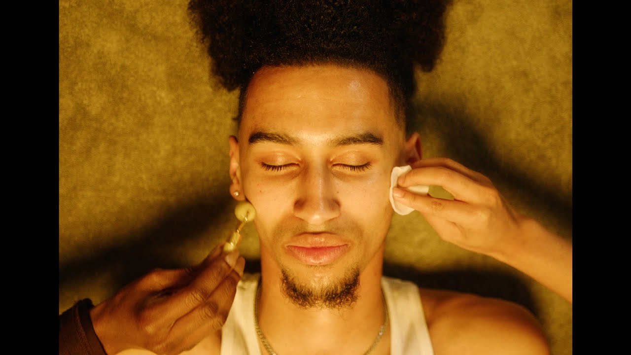 Oblé Reed - SK[I]NCARE. (Official Music Video)