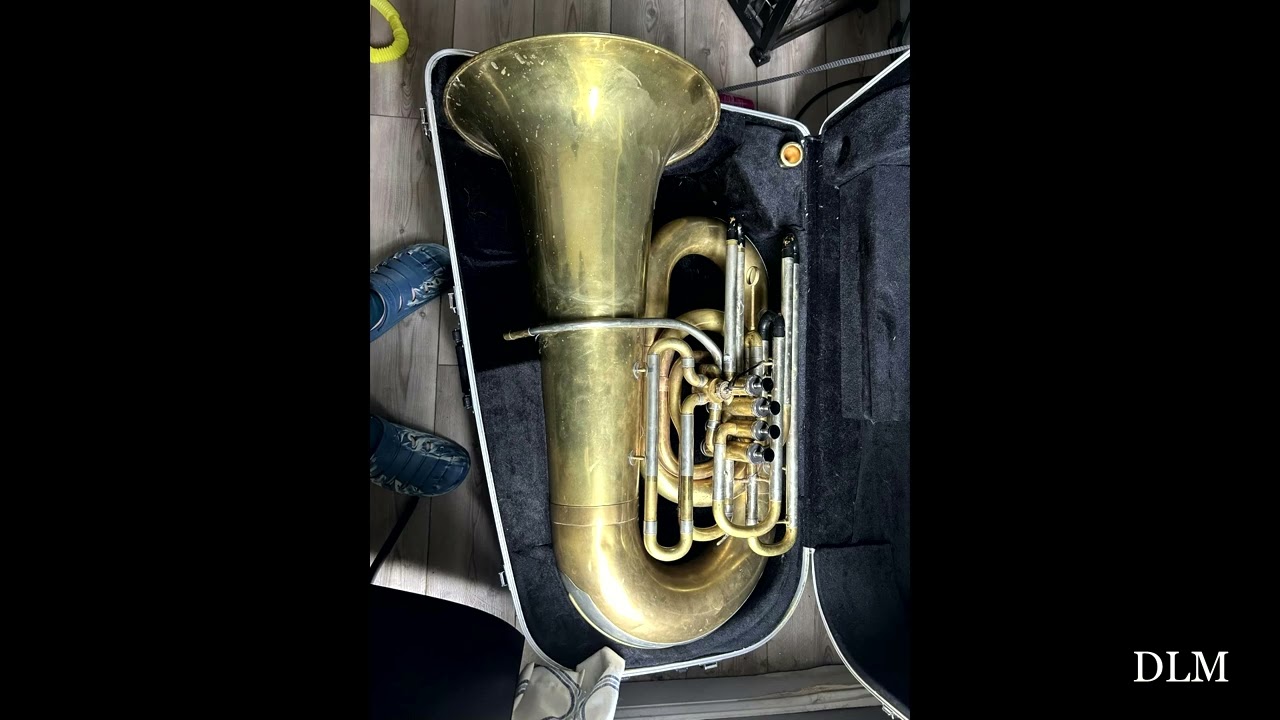 Hino 272 - Louvarei Ao bom Senhor (teclado e tuba Conn 24j)