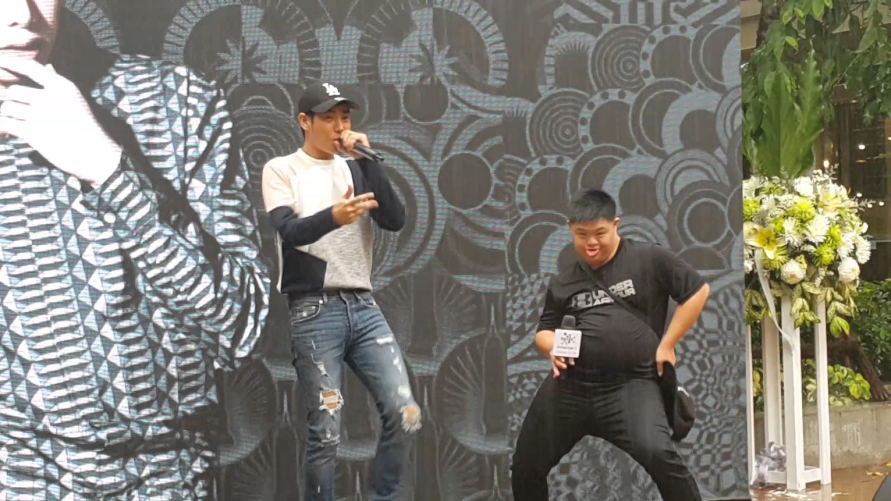 [1/3] 260517 เป๊ก ผลิตโชค - ถูกคนแล้ว @Food Villa ราชพฤกษ์// ดูแล้วคุณจะยิ่งหลงรักผู้ชายคนนี้