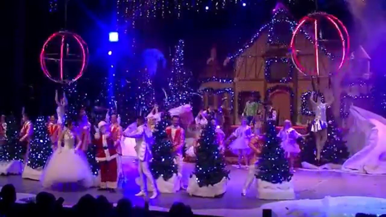 Una Navidad entre Estrellas 2/2 - PortAventura 2015