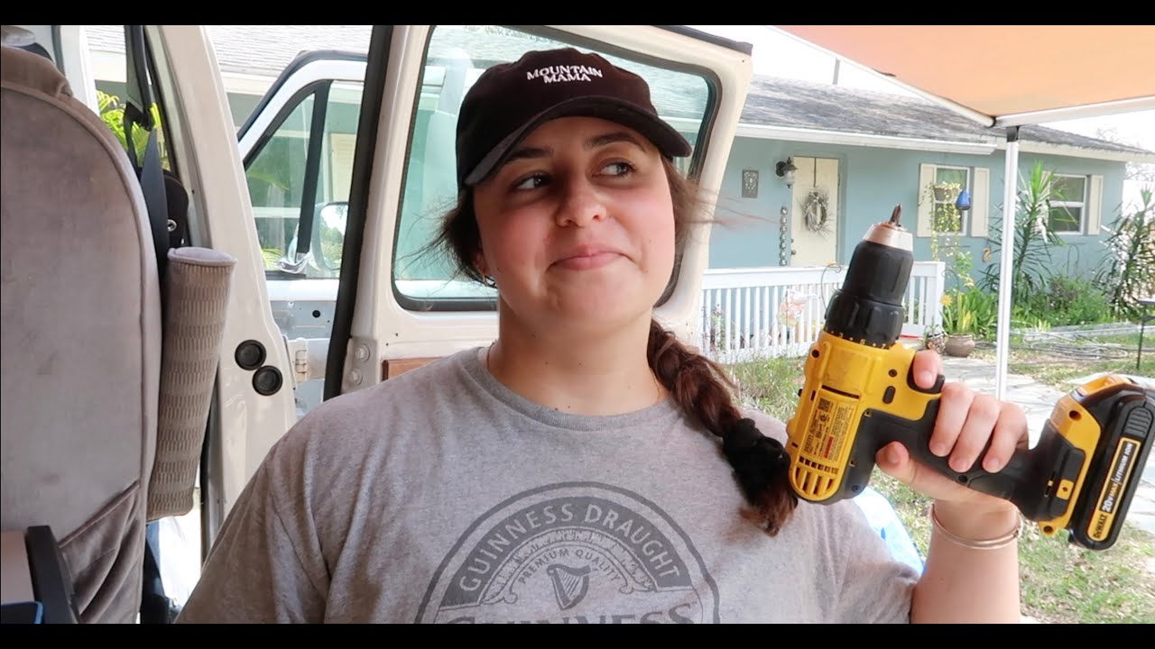 Building our off-grid sink and first cabinet (Journey to Vanlife)