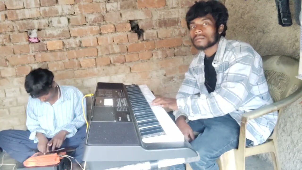 // mumbai ma line chitan//Santali keyboard and mobile octoped playing tranding music