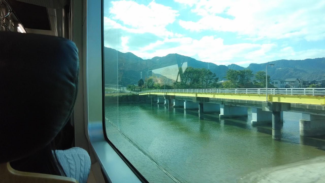 鹿児島空港から国分駅経由鹿児島中央駅を1,320円で移動！　It's only 1,320 yen