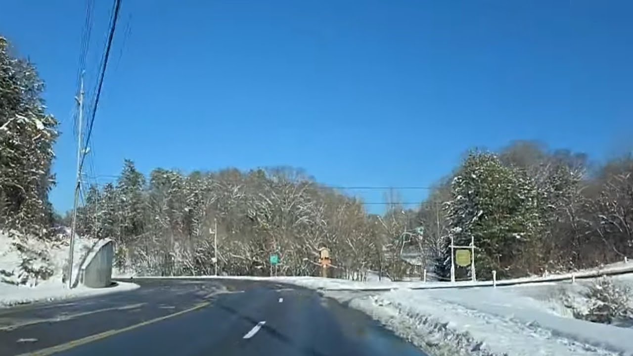 Alfy's Outdoor Adventures is live! Driving Snowy Pigeon Forge, TN towards Cocke County, TN #live