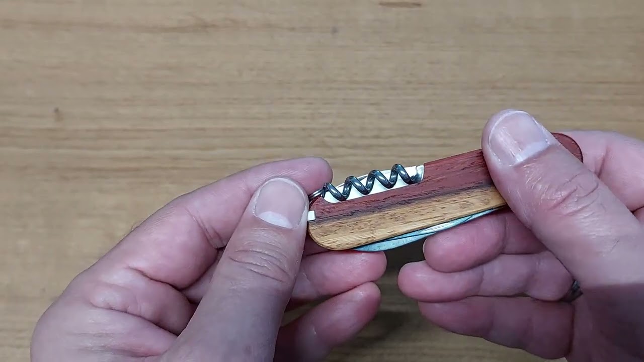 Griffschalen aus Holz für Victorinox