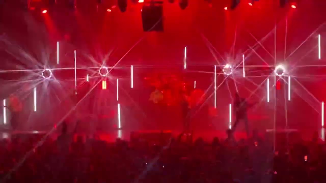 DON BROCO - Revenge Body (Live at Manchester Victoria Warehouse)