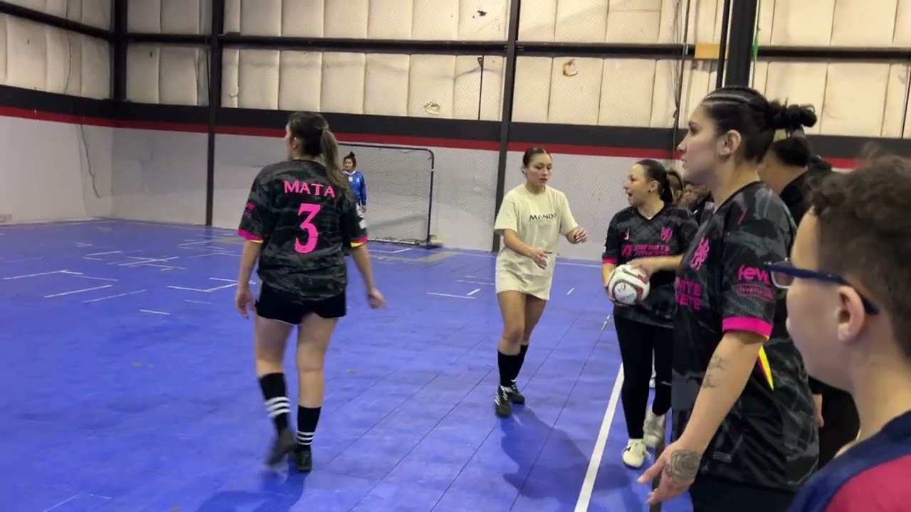 Mandos tournament (finals ) Roanoke vs Mandos Girls 1st half 
