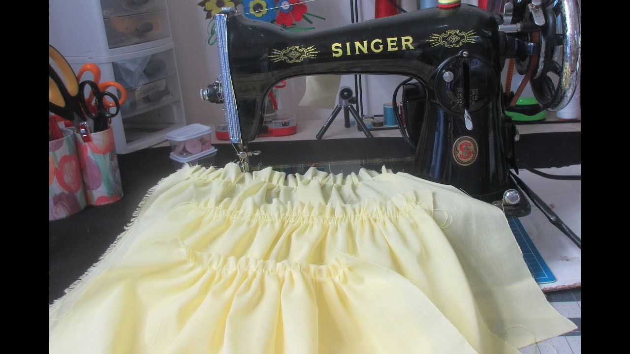 Tres técnicas de fruncir telas en la máquina de coser Singer La Negrita